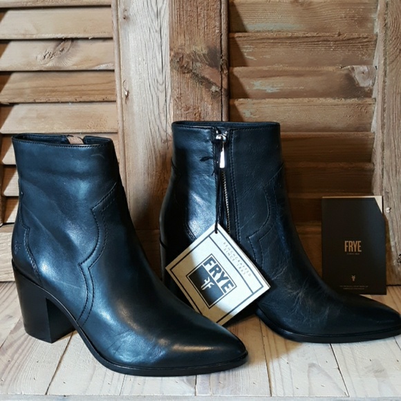 Frye Shoes - *NIB* FRYE Flynn Black Leather Short Boots